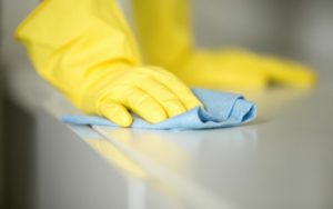 papelmatic-higiene-profesional-secar-las-superficies-tras-la-limpieza-1080x675
