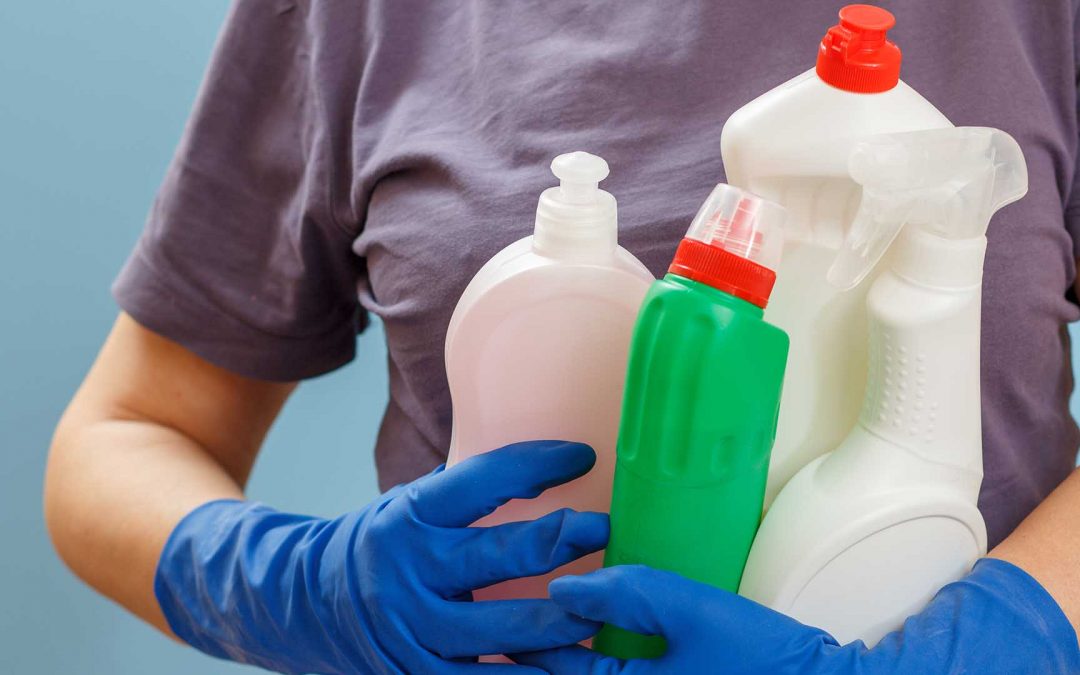 papelmatic-higiene-profesional-quimicos-limpieza-que-no-deben-mezclarse